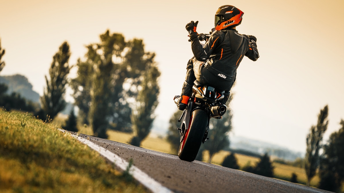 2022 KTM Duke 890 R ABS