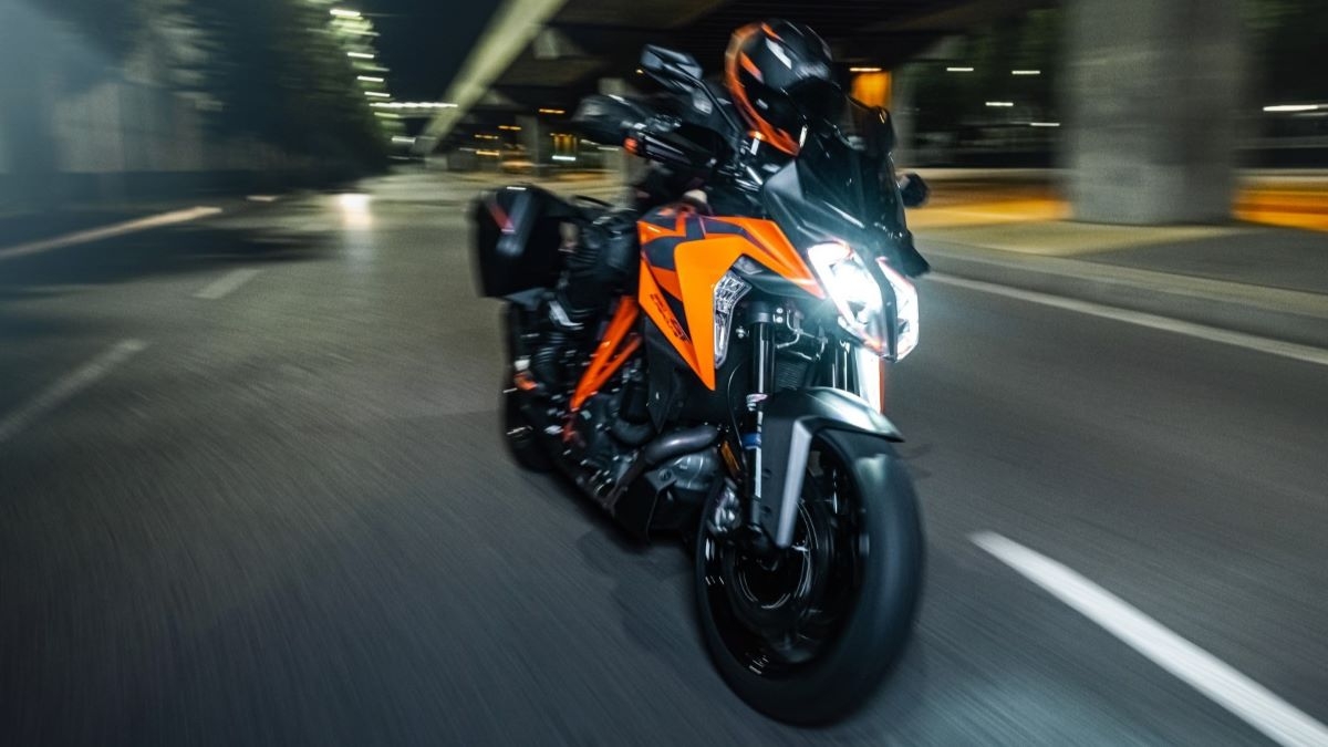 2024 KTM Duke 1290 Super GT ABS