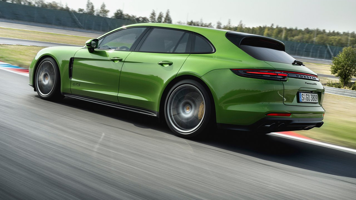 2020 Porsche Panamera Sport Turismo GTS