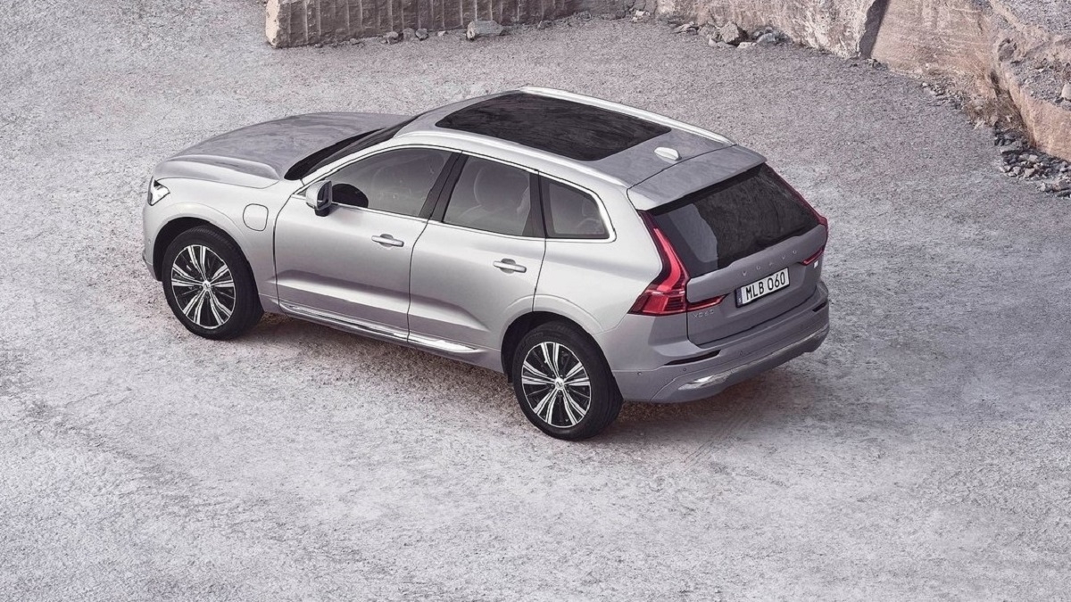 2024 Volvo XC60 Ultimate Recharge T8