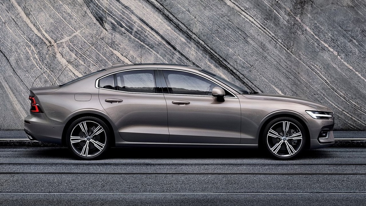 2021 Volvo S60 B4 Momentum