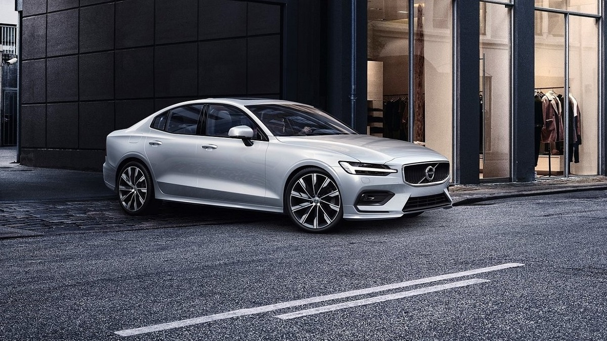 2019 Volvo S60 T4 Momentum