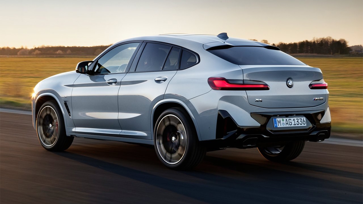 2023 BMW X4 M40i