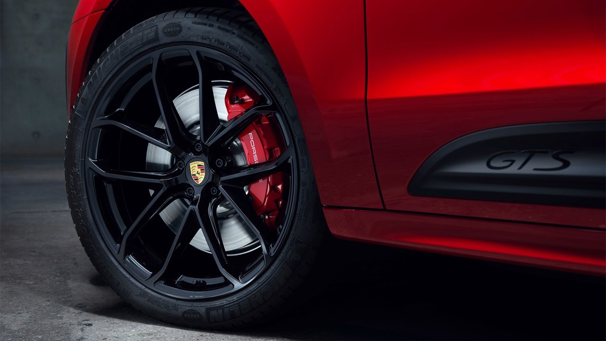 2023 Porsche Macan GTS