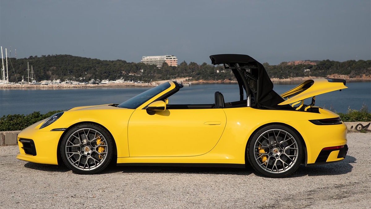 2021 Porsche 911 Carrera S Cabriolet