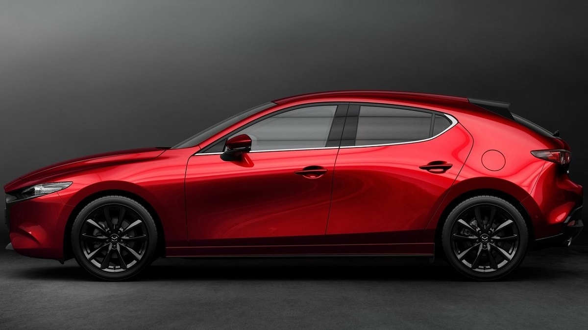 2025 Mazda 3 5D 20S Signature