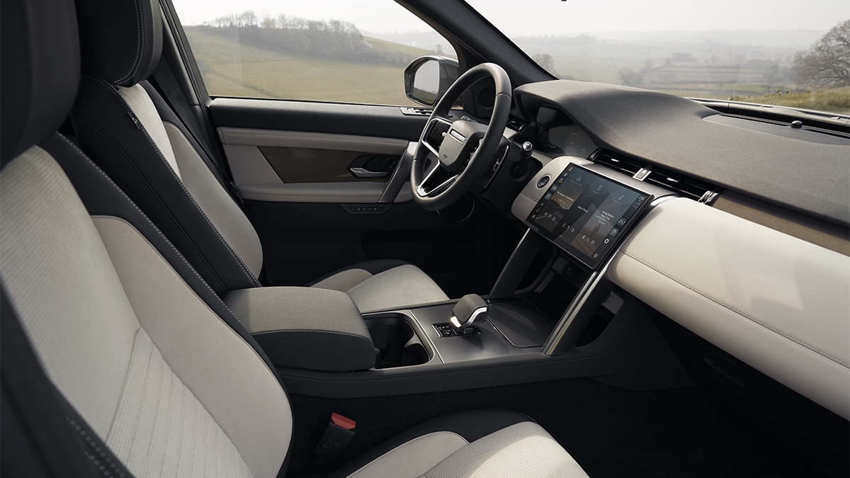 2025 Land Rover Discovery Sport P250 Dynamic SE 35th Edition