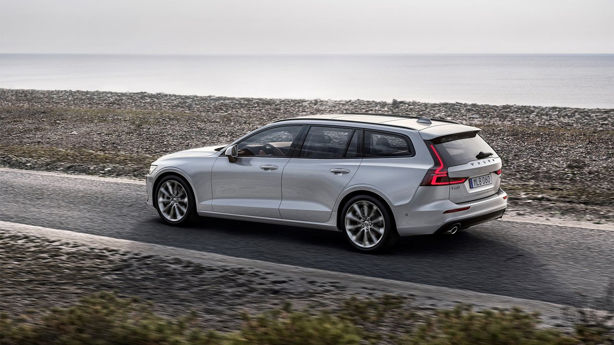 2020 Volvo V60 T4 Momentum