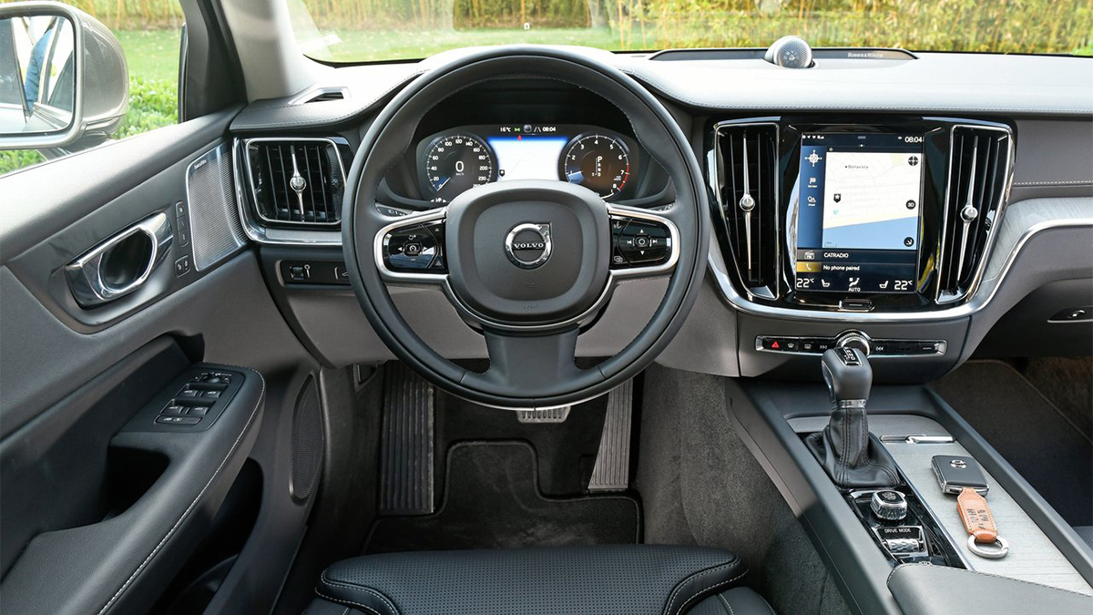 2021 Volvo S60 B4 Momentum