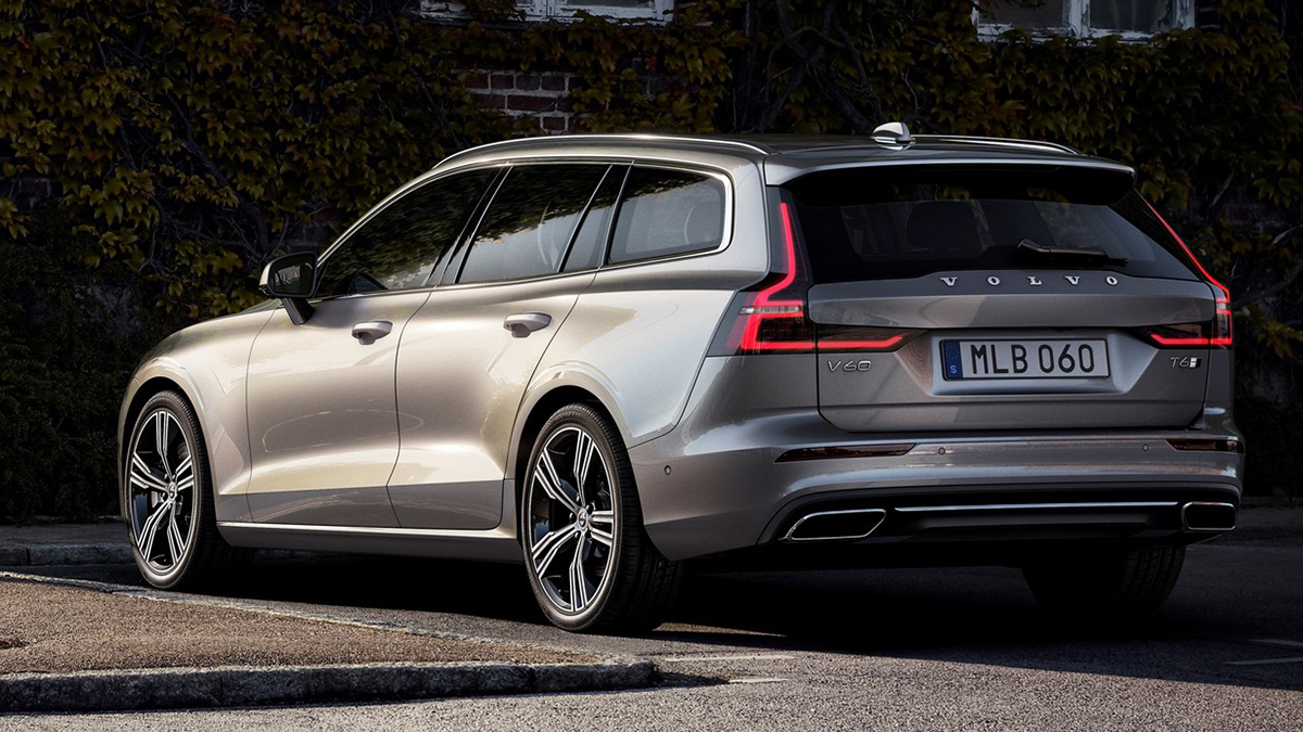 2024 Volvo V60 Ultimate Recharge T8