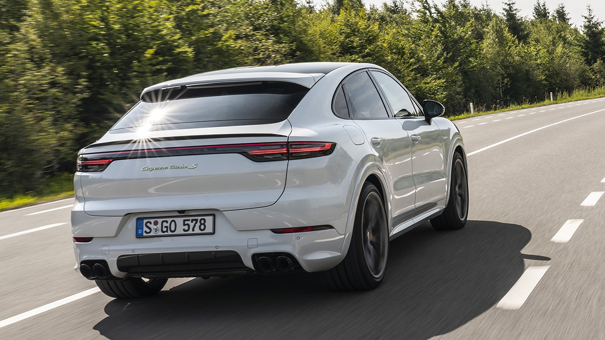 2023 Porsche Cayenne Coupe Turbo S E-Hybrid