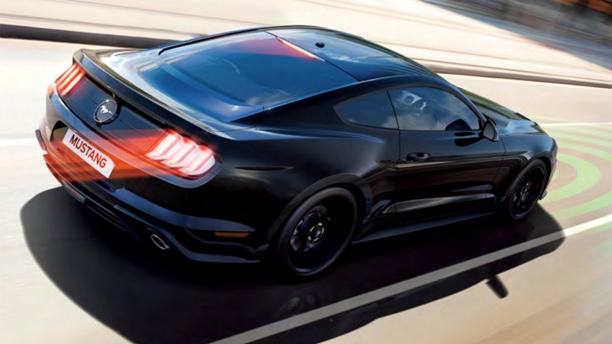 2022 Ford Mustang EcoBoost Premium