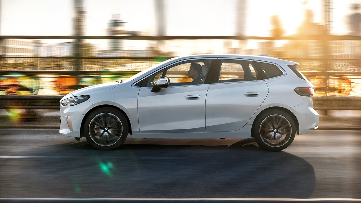 2023 BMW 2-Series Active Tourer 220i Luxury