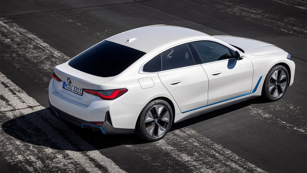 2024 BMW i4 eDrive40