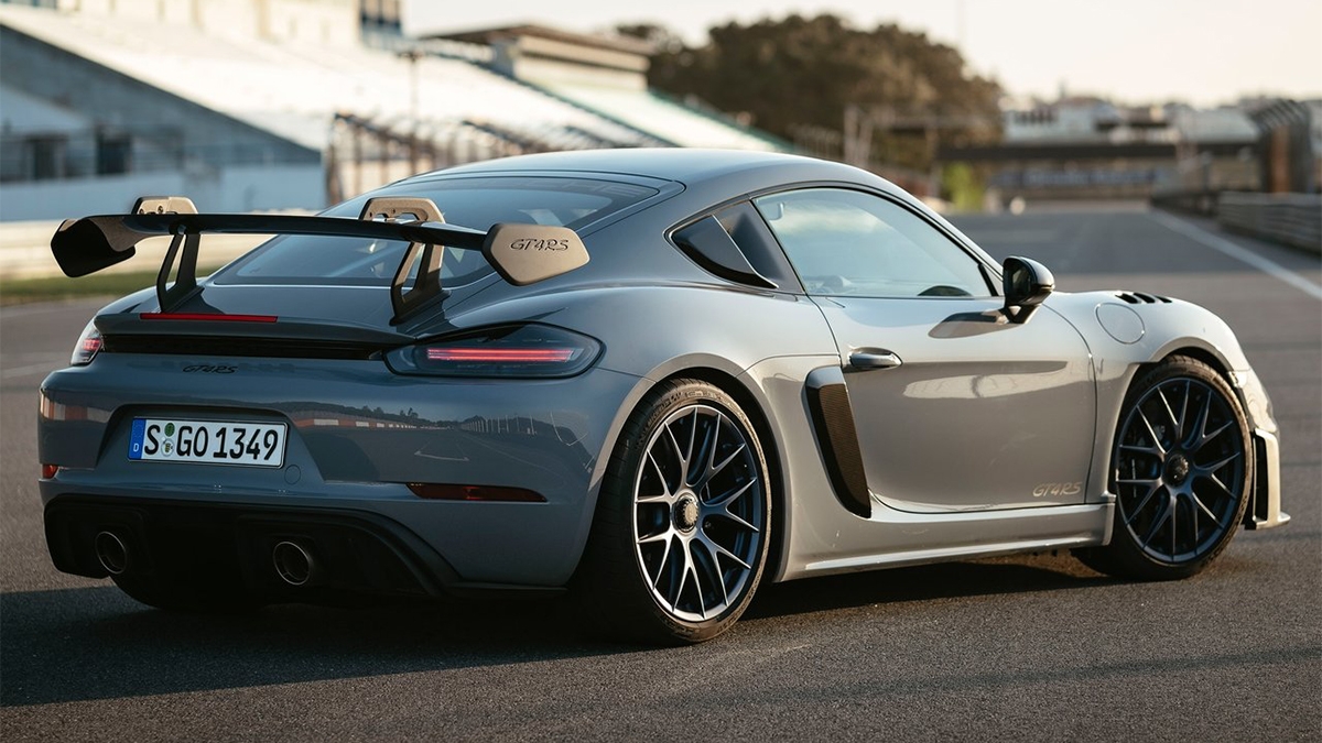 2025 Porsche Cayman GT4 RS