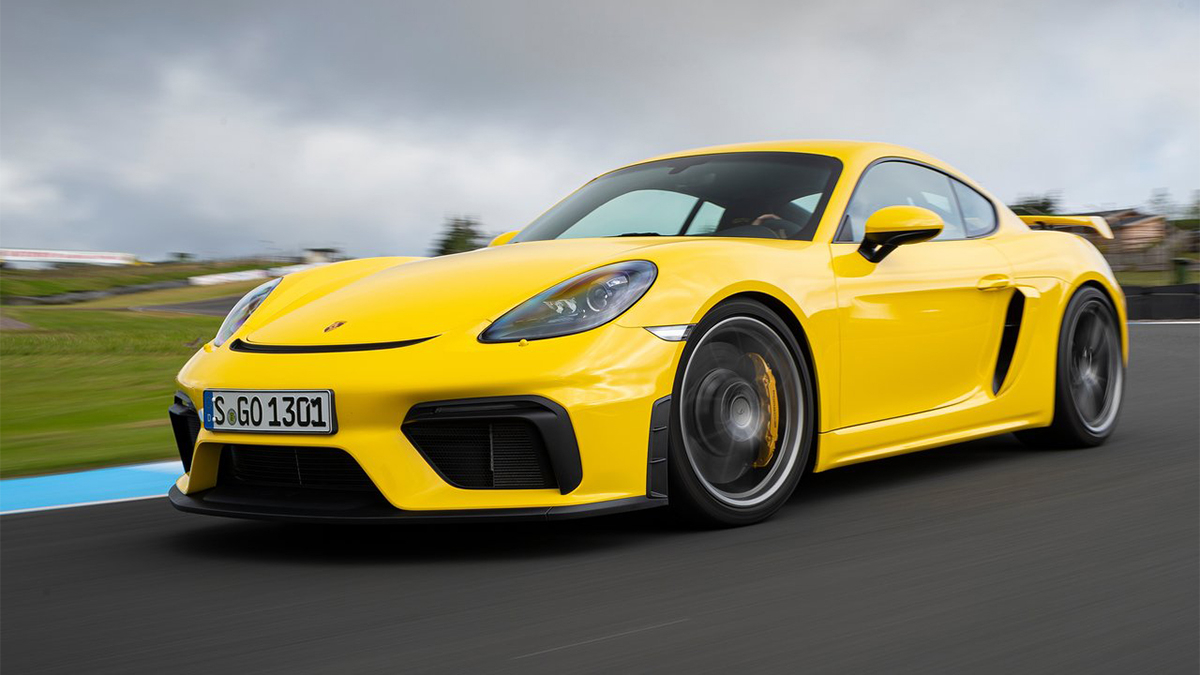 2022 Porsche Cayman GT4