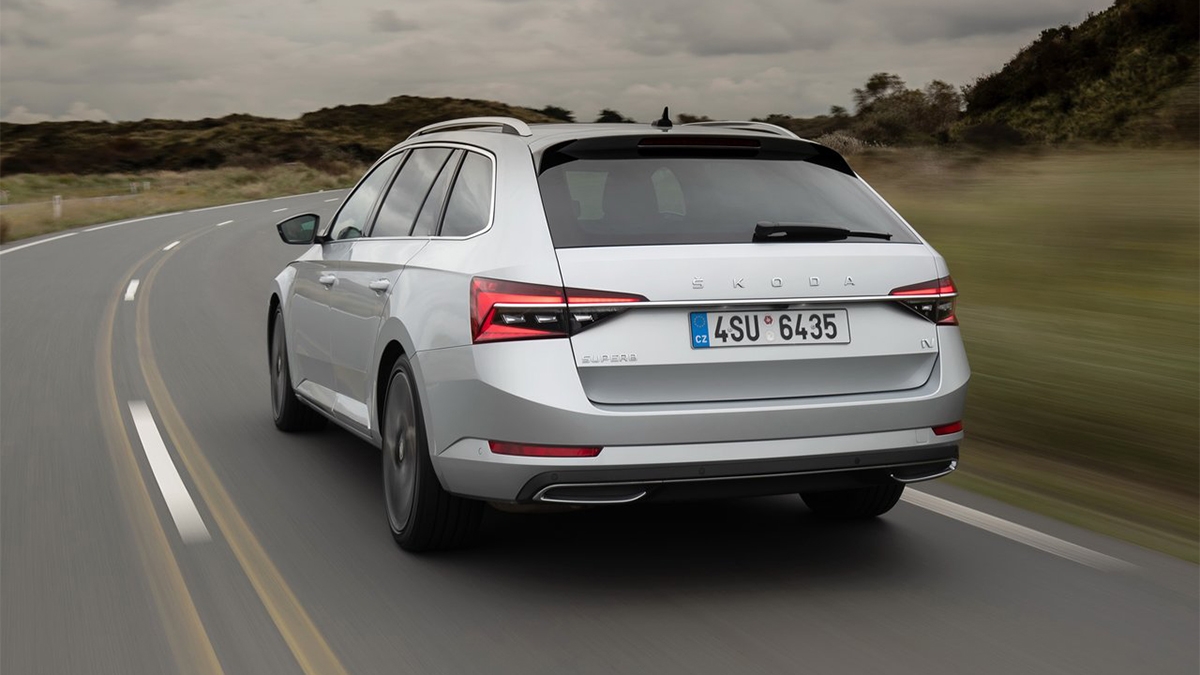 2022 Skoda Superb Combi 2.0 TSI Sportline