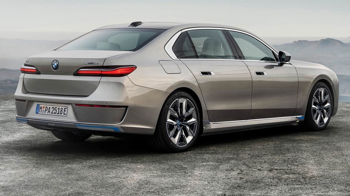 2023 BMW i7 xDrive60 Luxury