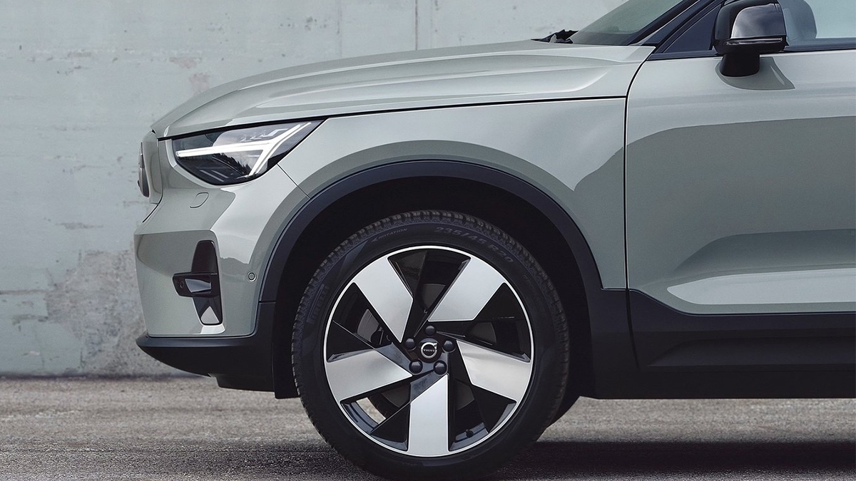 2024 Volvo XC40 Recharge Ultimate Twin Motor