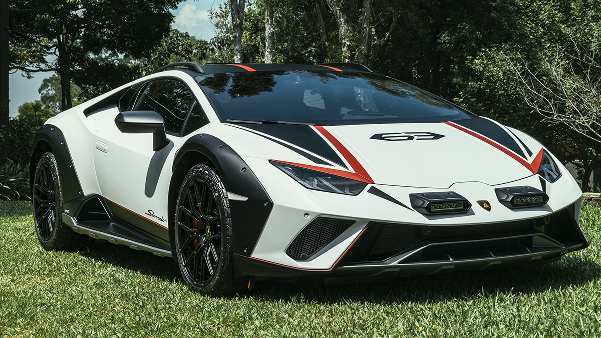 2024 Lamborghini Huracan Sterrato V10