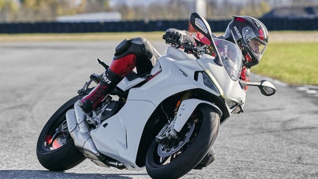 2024 Ducati SuperSport