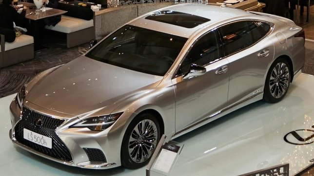 2024 Lexus LS