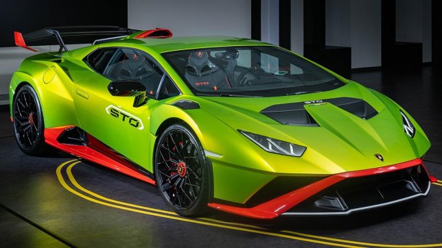 2023 Lamborghini Huracan STO