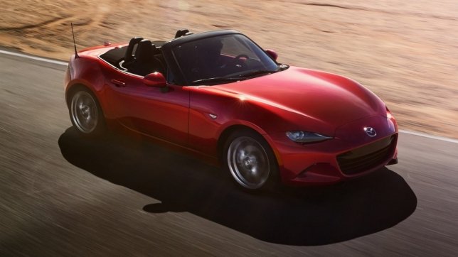 2022 Mazda MX-5 2.0 Red Top