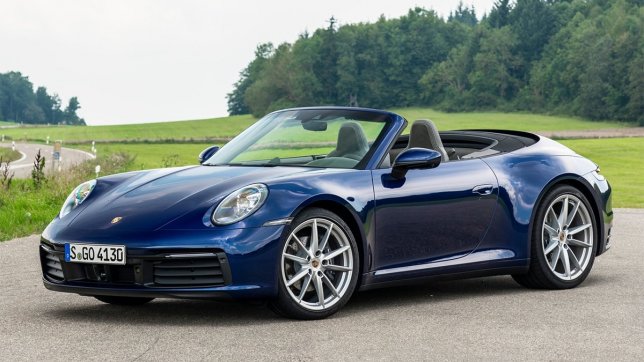 2020 Porsche 911 Carrera Cabriolet