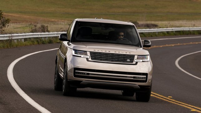 2023 Land Rover Range Rover D350 SE SWB