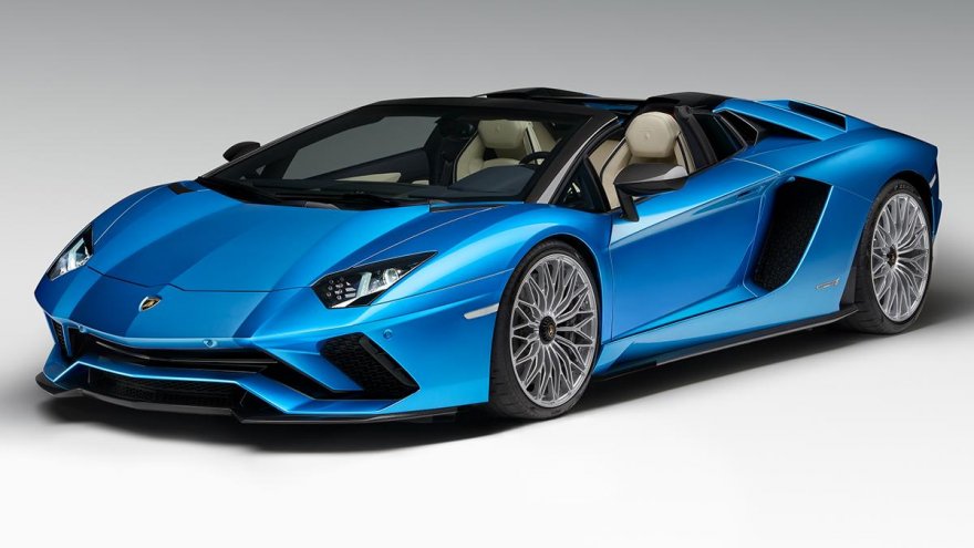 2019 Lamborghini Aventador S Roadster