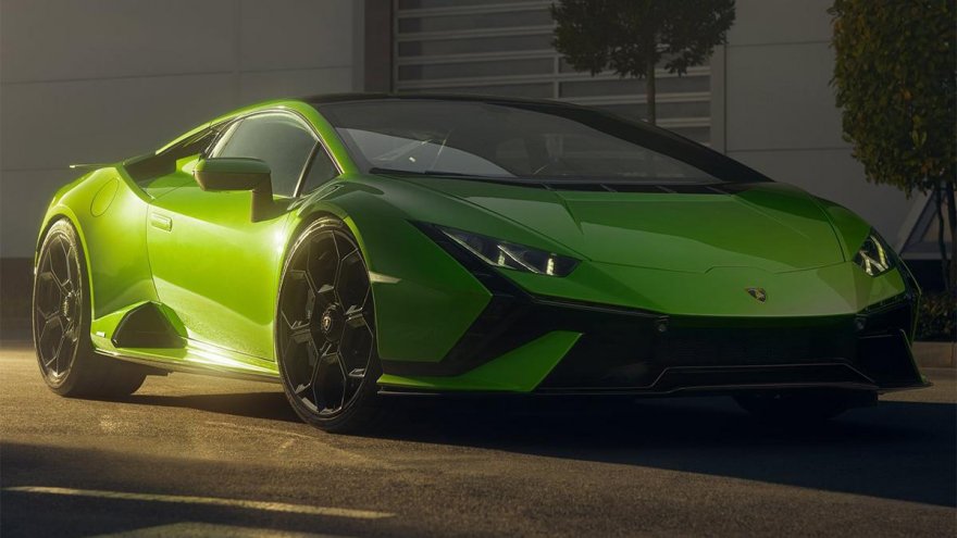 2023 Lamborghini Huracan Tecnica