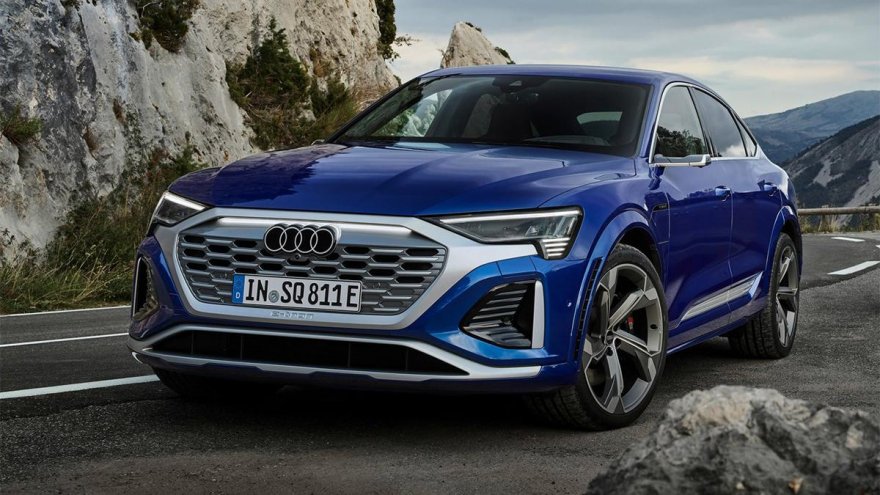 2024 Audi Q8 Sportback e-tron