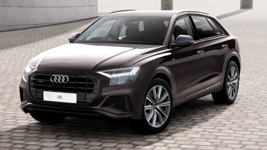 2023 Audi Q8 55 TFSI quattro S-Line Black Edition