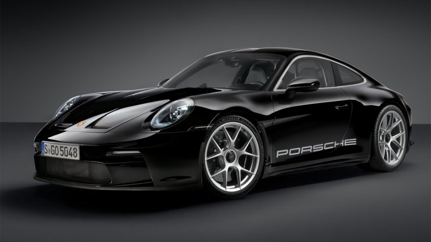 2025 Porsche 911 ST 4.0