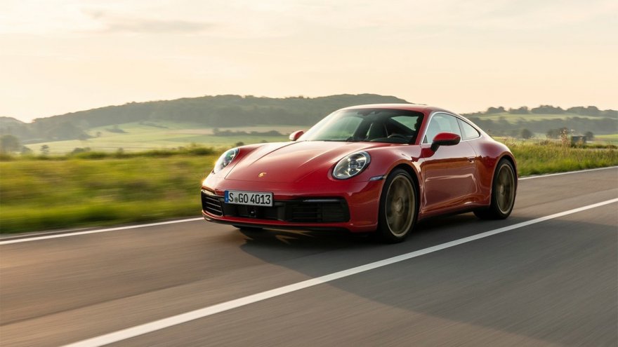 2020 Porsche 911 Carrera 4 Coupe