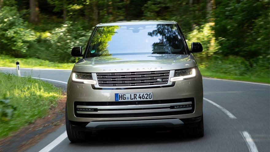 2023 Land Rover Range Rover P400 SE SWB