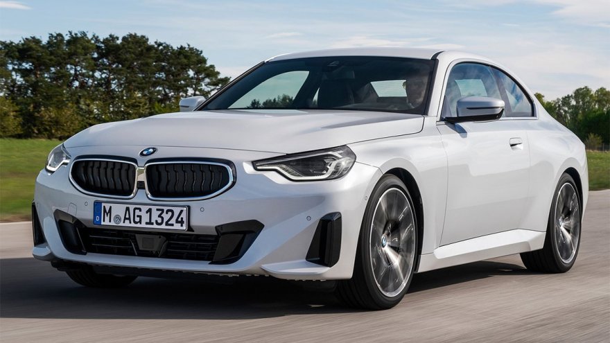 2022 BMW 2-Series 220i M Sport