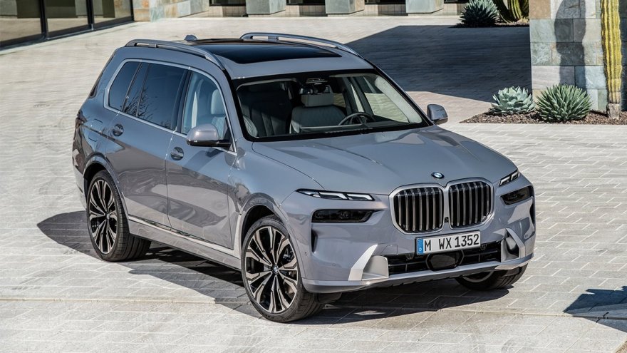 2024 BMW X7 xDrive40i