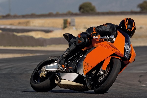 KTM_1190_RC8