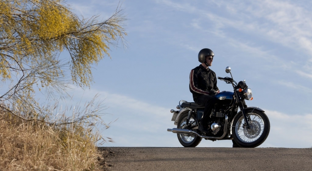 Triumph_Bonneville_T100