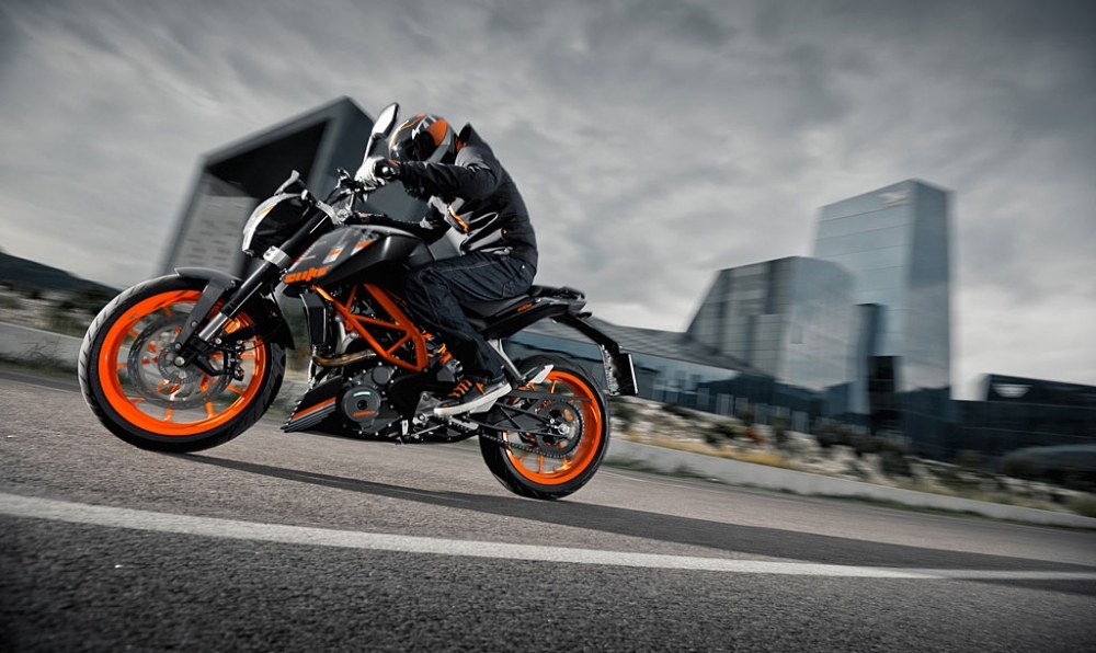 KTM_Duke_390