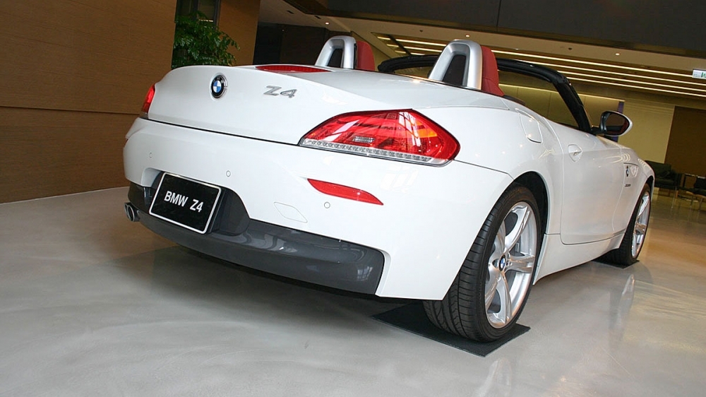 BMW_Z4_sDrive28i M Sport Package