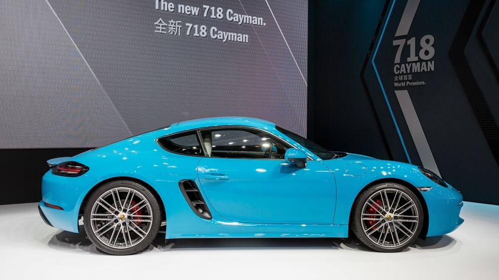 2021 Porsche Cayman S