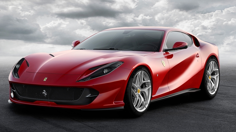 2019 Ferrari 812 Superfast V12