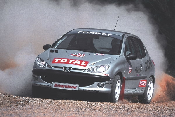 Peugeot_206_1.6