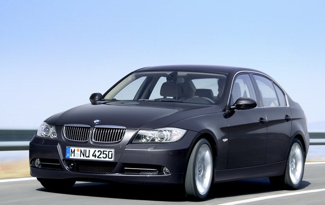 BMW_3 Series Sedan_330i