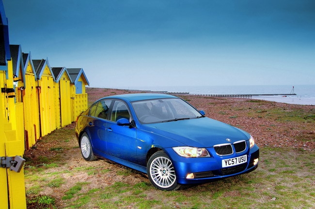 BMW_3 Series Sedan_330i