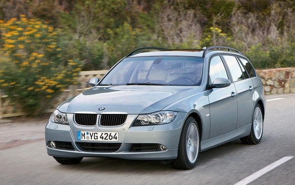 BMW_3 Series Touring_320i