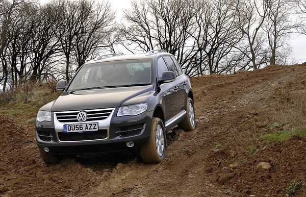 Volkswagen_Touareg_V6 FSI